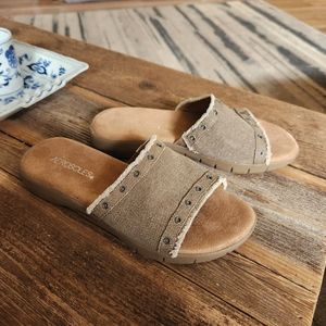 Aerosoles whippleplay slides